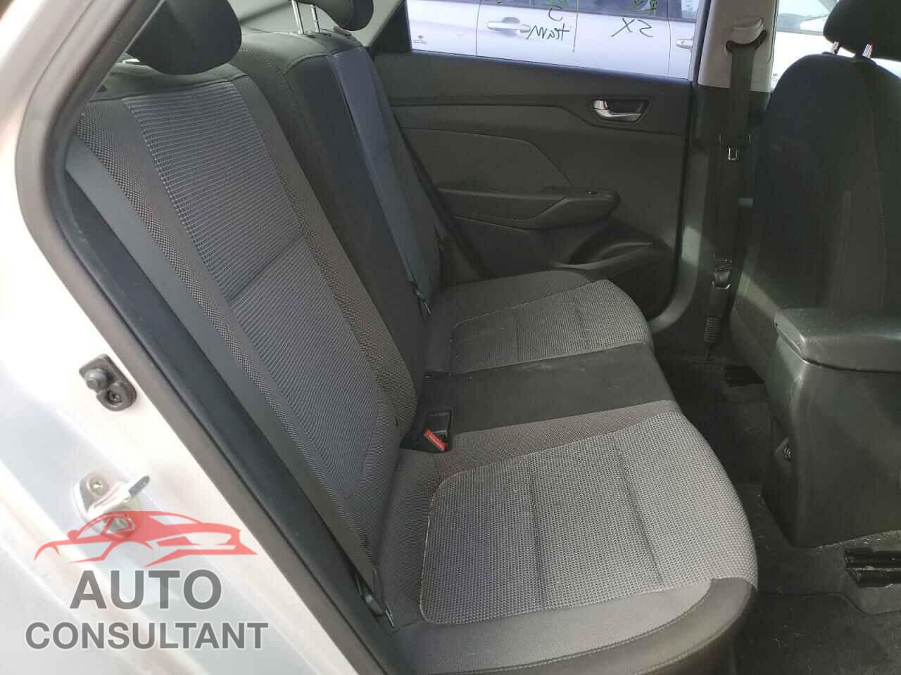 HYUNDAI ACCENT 2018 - 3KPC34A35JE022587