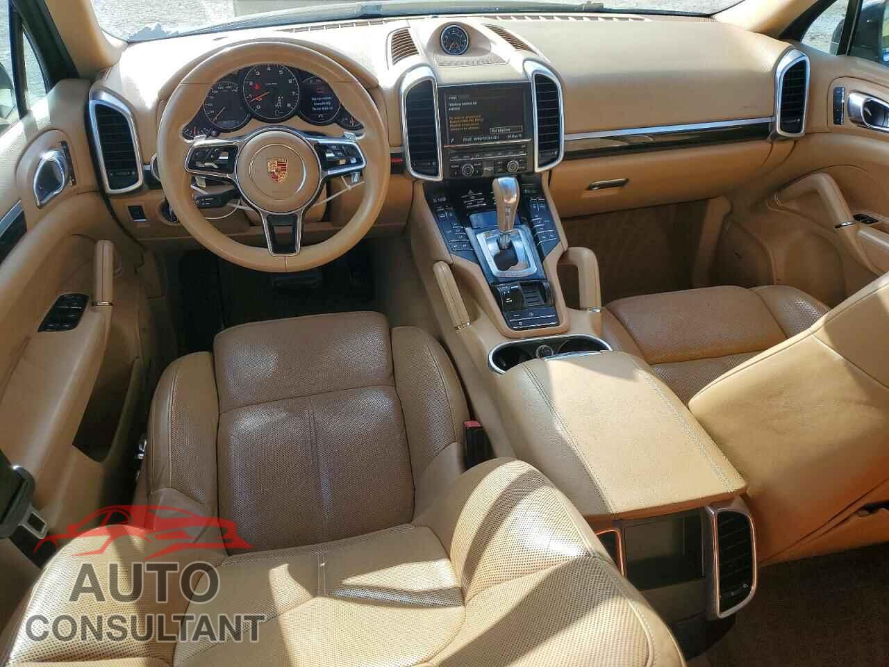 PORSCHE CAYENNE 2016 - WP1AA2A22GLA06306