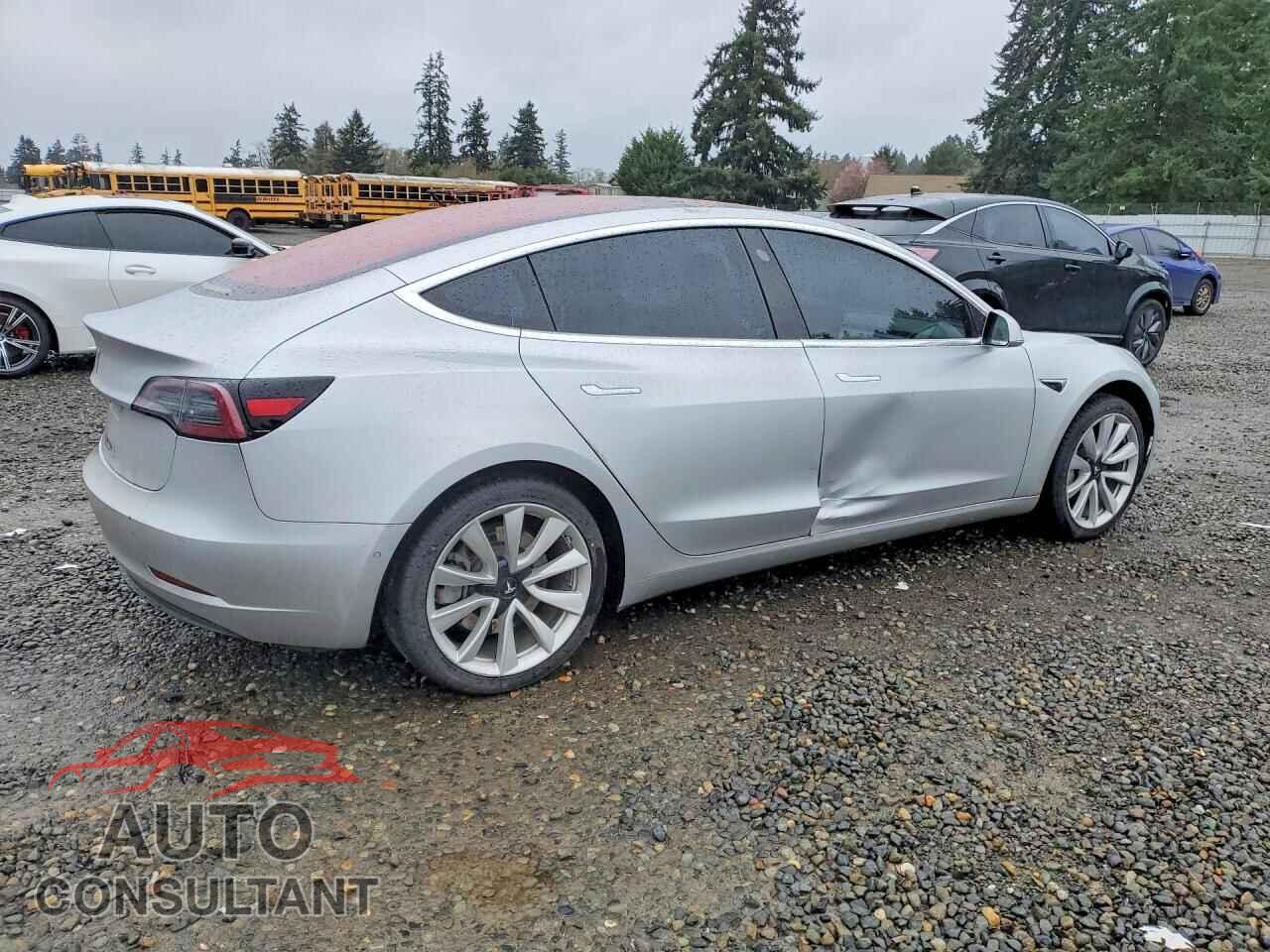 TESLA MODEL 3 2018 - 5YJ3E1EA5JF017966