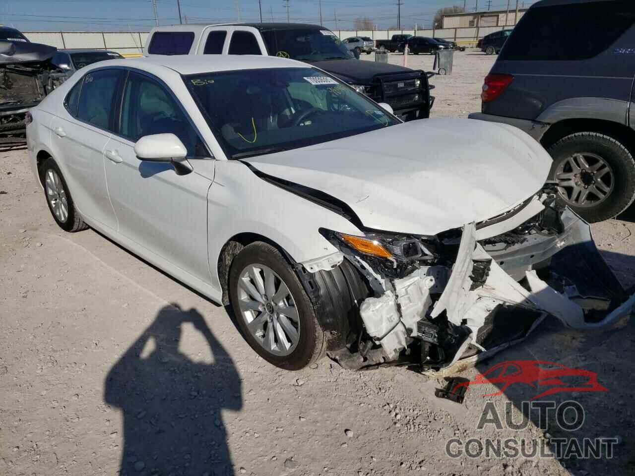 TOYOTA CAMRY 2020 - 4T1C11AK7LU985437