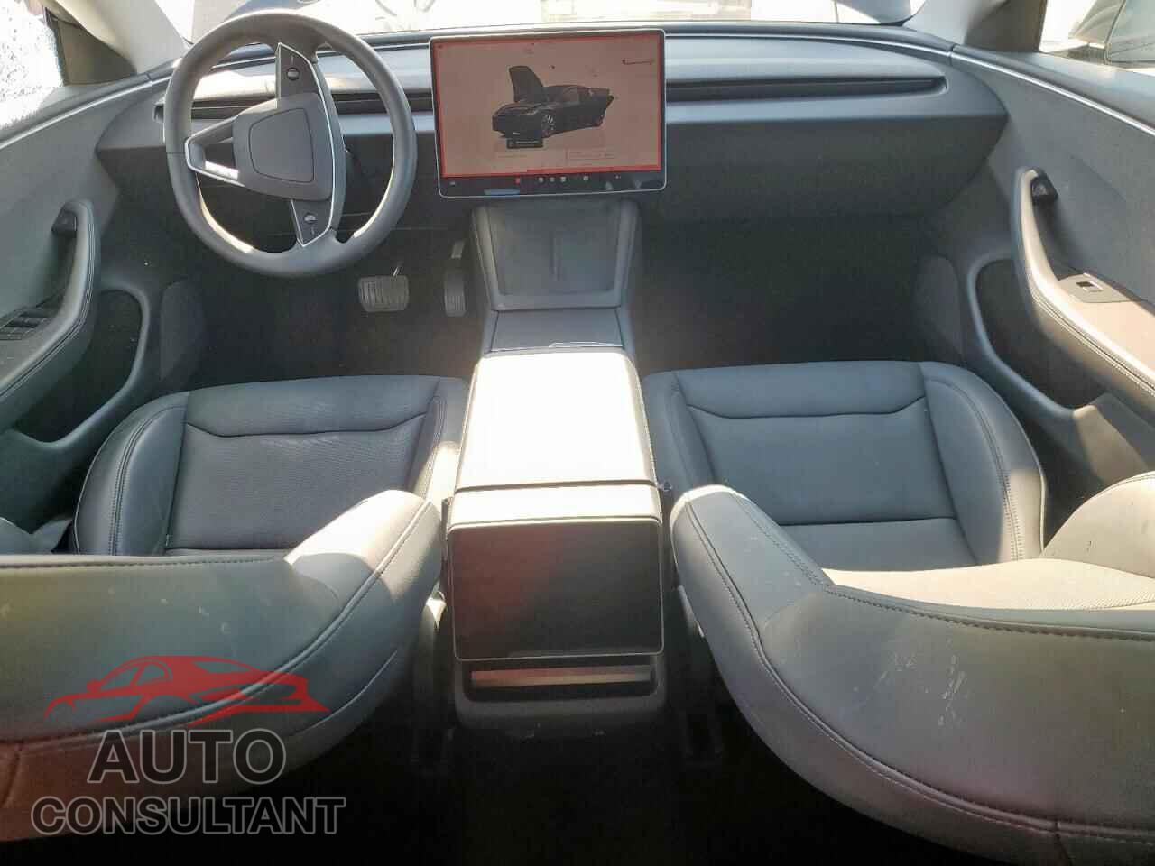 TESLA MODEL 3 2024 - 5YJ3E1EA7RF767445