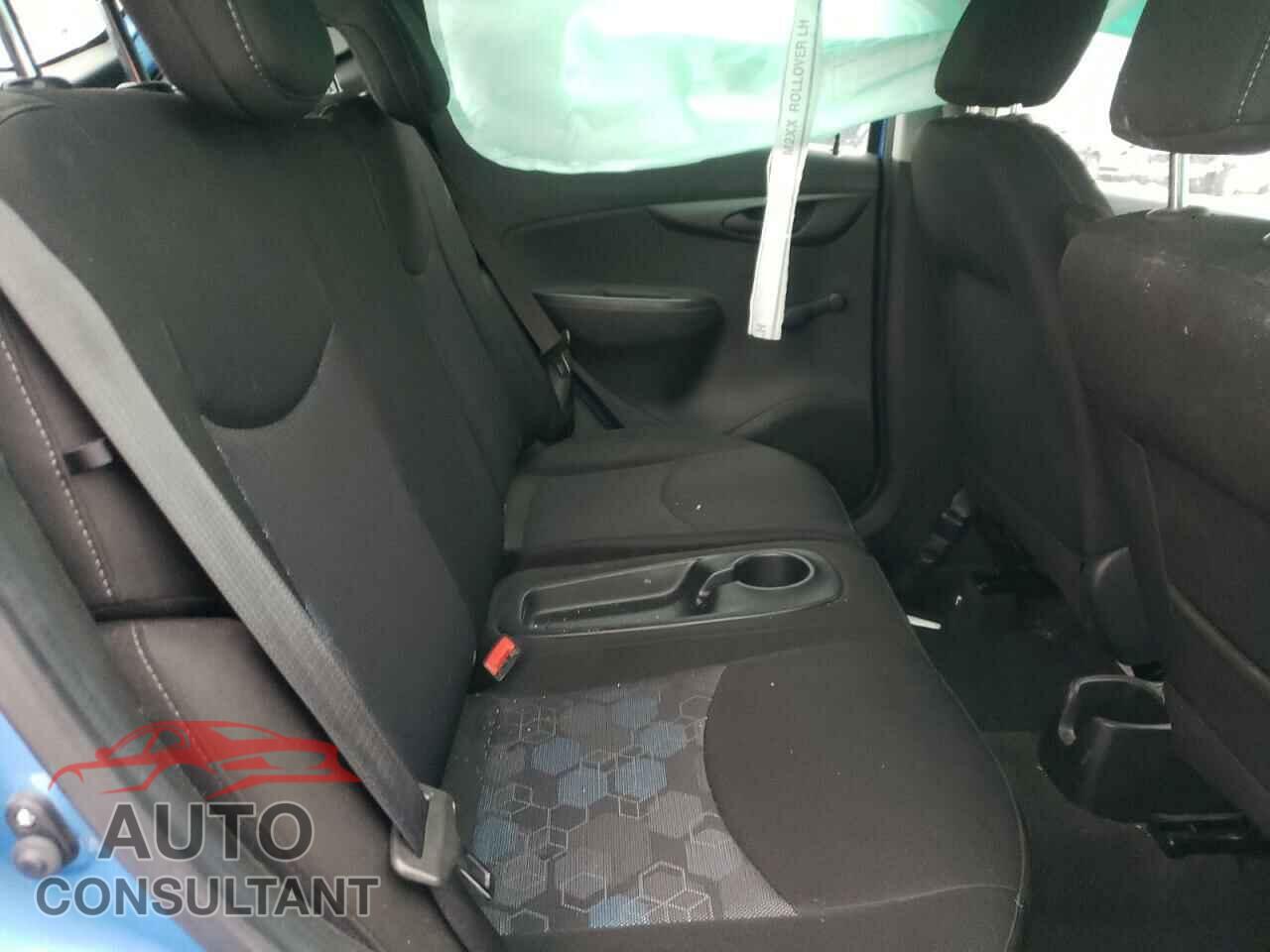 CHEVROLET SPARK 2017 - KL8CB6SA5HC839161