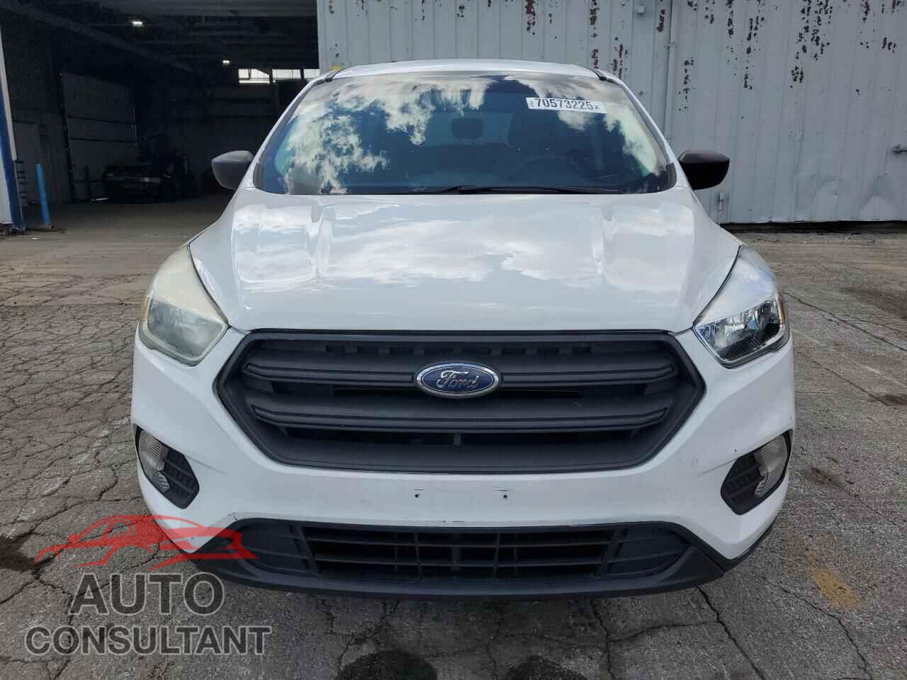 FORD ESCAPE 2017 - 1FMCU0F71HUD44393