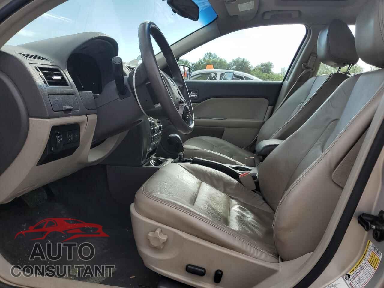 FORD FUSION 2010 - 3FAHP0JA2AR219703