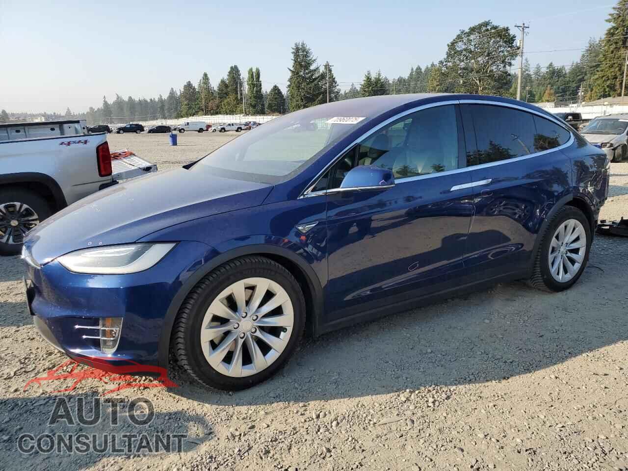 TESLA MODEL X 2016 - 5YJXCBE21GF018787
