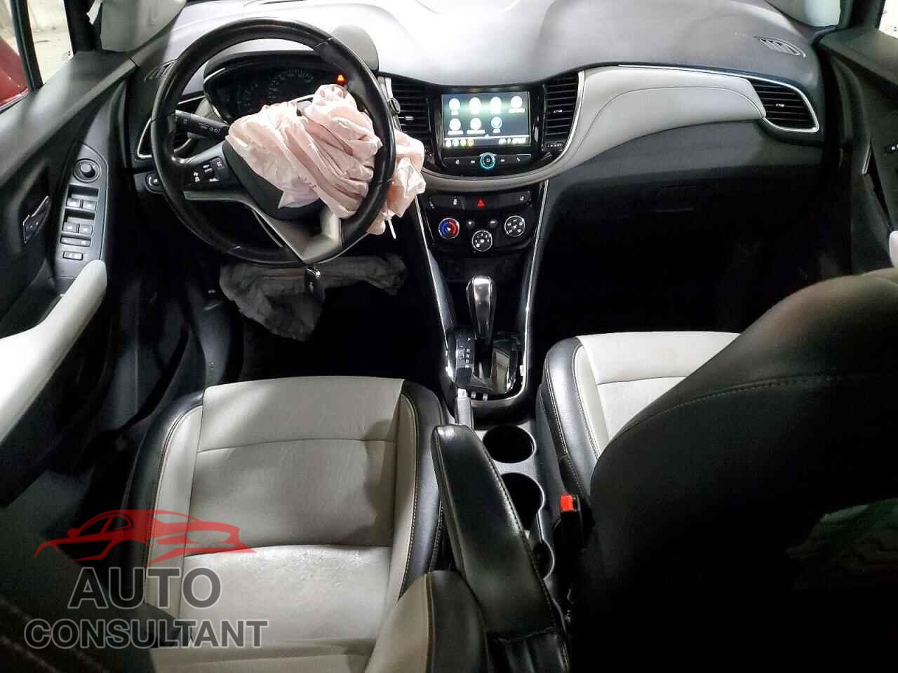 CHEVROLET TRAX 2019 - 3GNCJRSB3KL298389