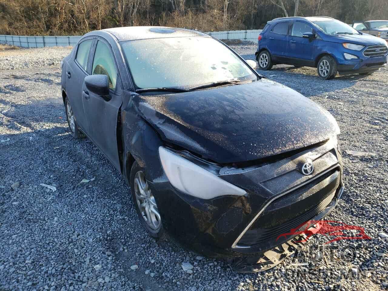 TOYOTA YARIS 2018 - 3MYDLBYV3JY333841