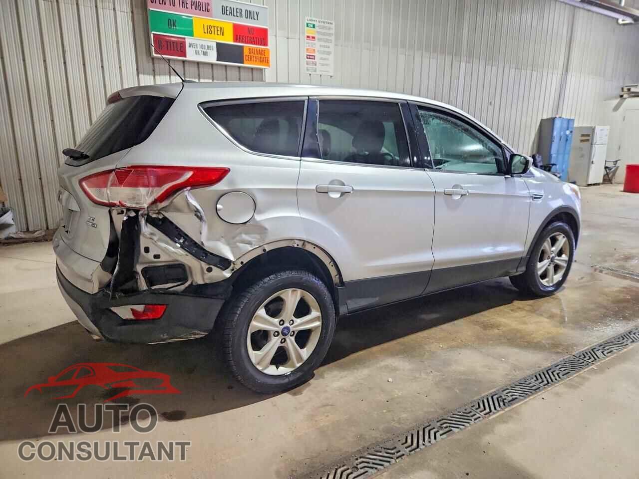 FORD ESCAPE 2015 - 1FMCU9G95FUB68076