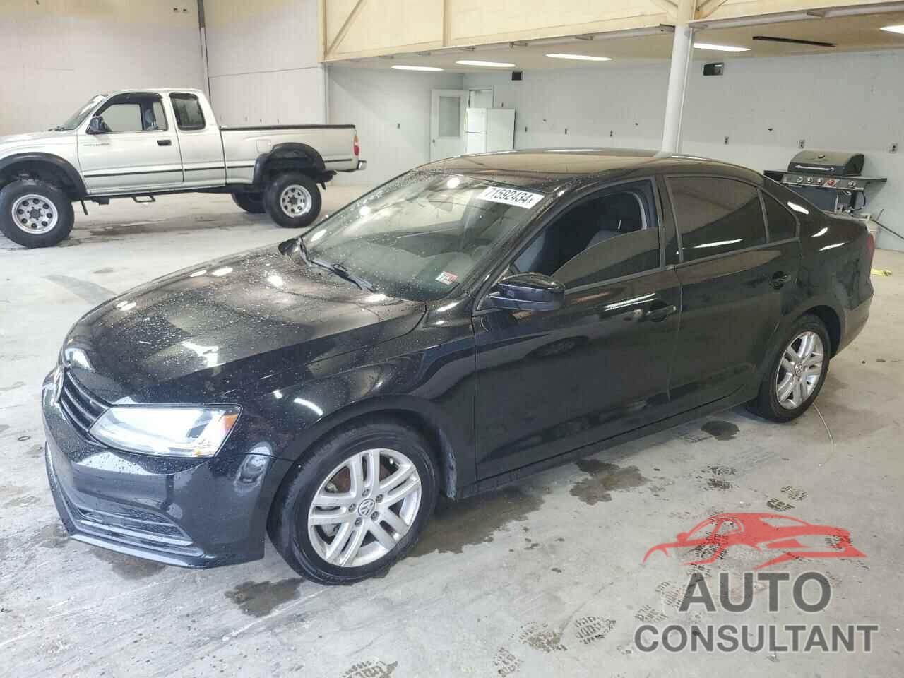 VOLKSWAGEN JETTA 2018 - 3VW2B7AJ5JM263941