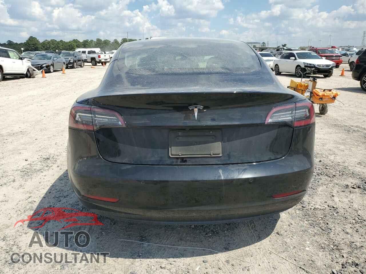 TESLA MODEL 3 2020 - 5YJ3E1EA5LF738937