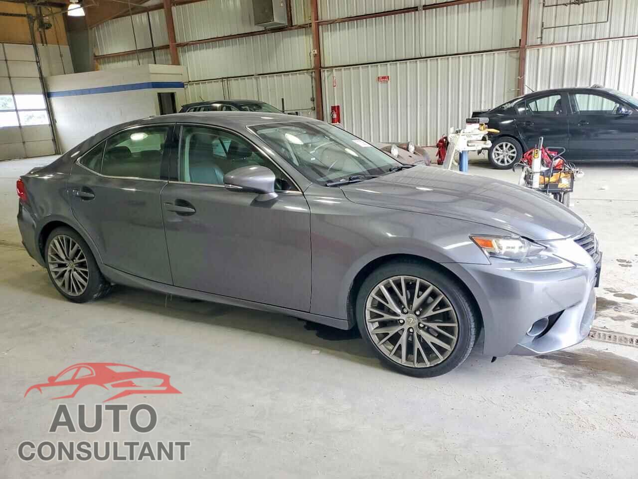 LEXUS IS 2015 - JTHCF1D25F5016427