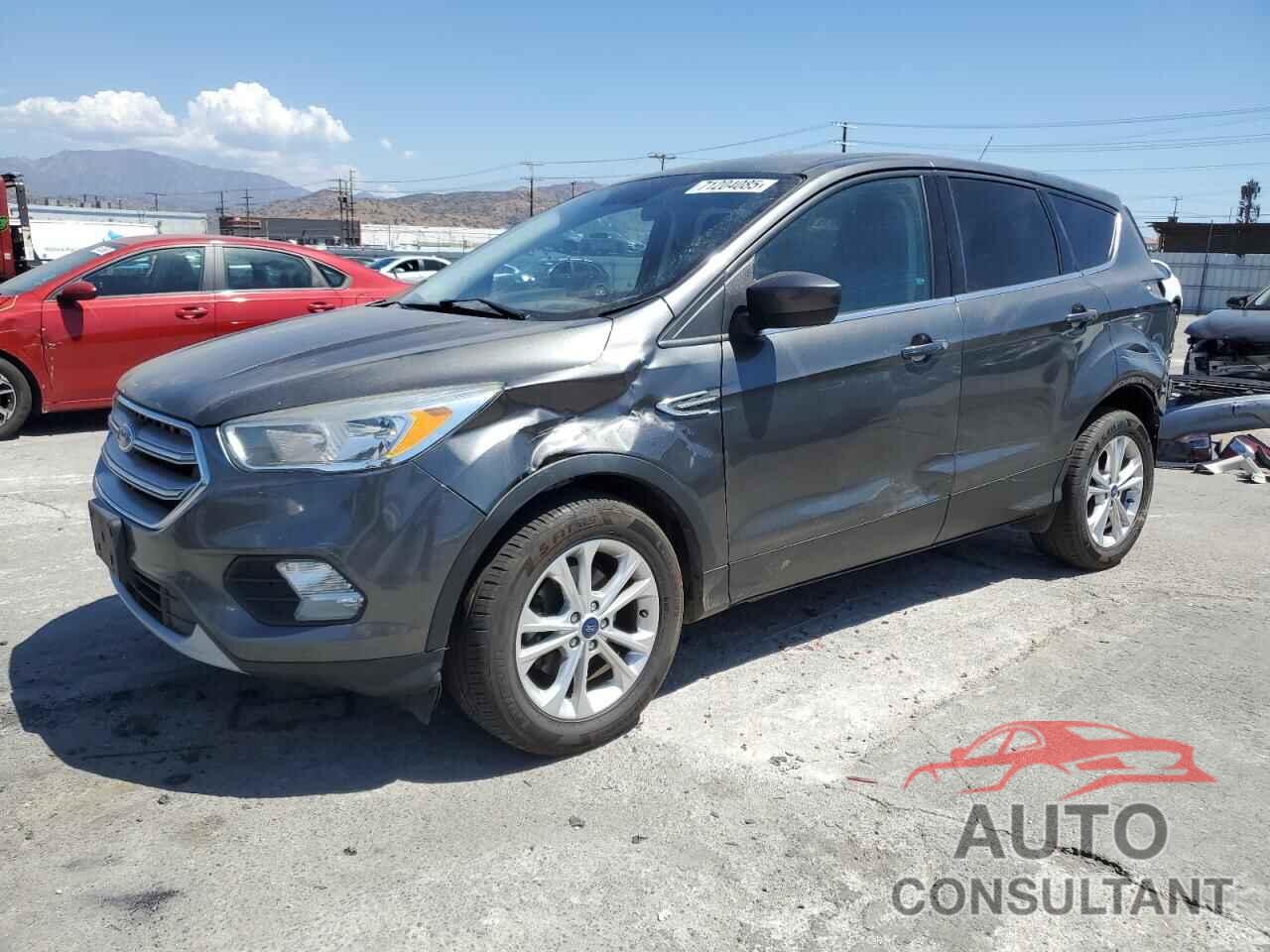 FORD ESCAPE 2017 - 1FMCU0GD8HUC55733
