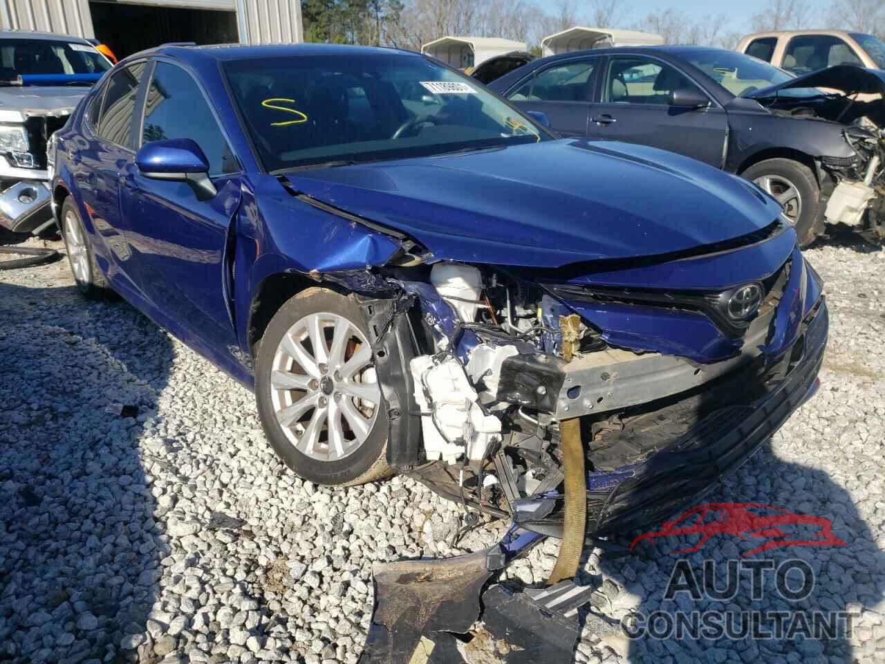 TOYOTA CAMRY 2018 - 4T1B11HK9JU623060
