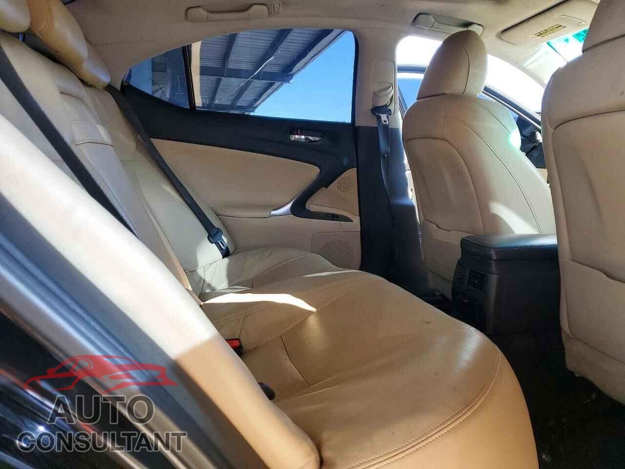 LEXUS IS 2010 - JTHBF5C2XA5124863