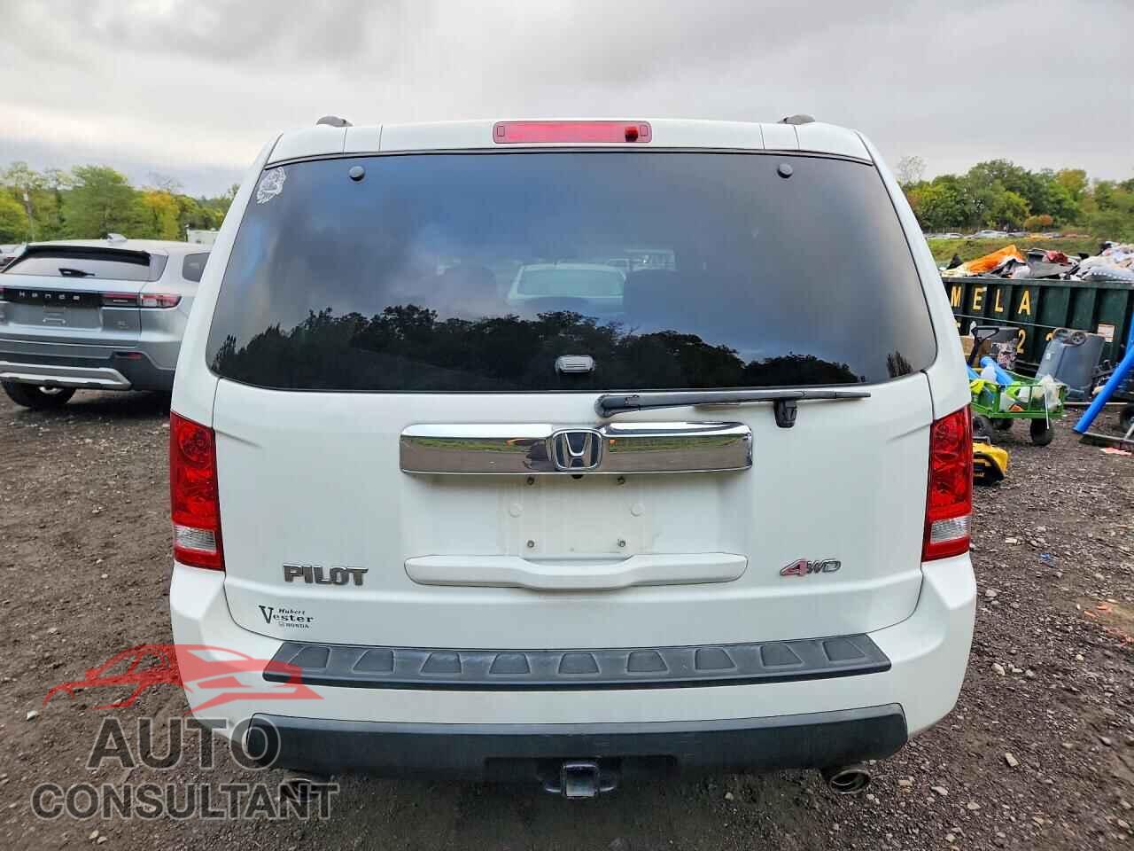 HONDA PILOT 2011 - 5FNYF3H55BB006688