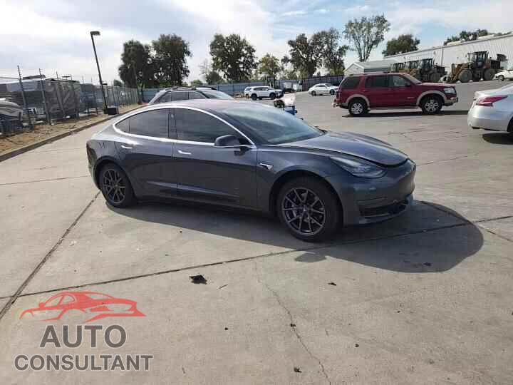 TESLA MODEL 3 2017 - 5YJ3E1EA9HF000663