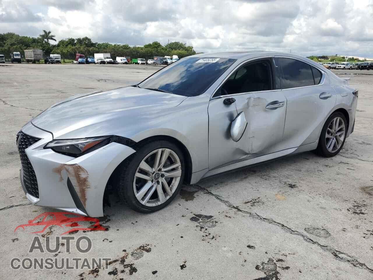 LEXUS IS 2021 - JTHCA1D25M5113140
