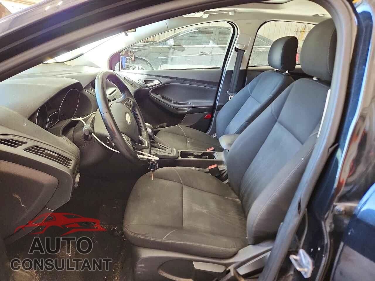 FORD FOCUS 2015 - 1FADP3F22FL312342