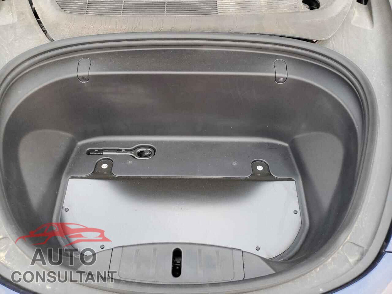TESLA MODEL 3 2018 - 5YJ3E1EB0JF080966