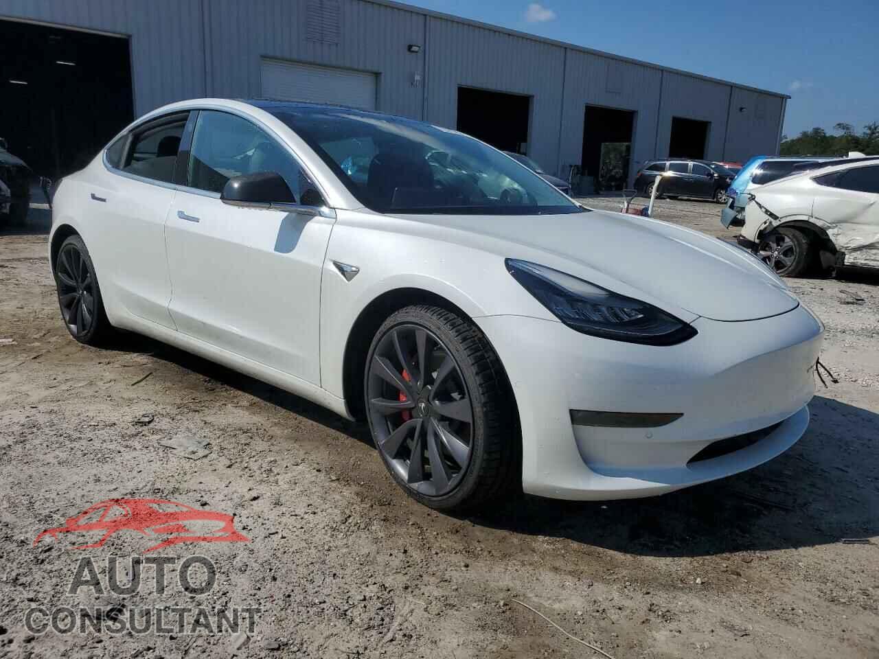 TESLA MODEL 3 2020 - 5YJ3E1EC4LF641472