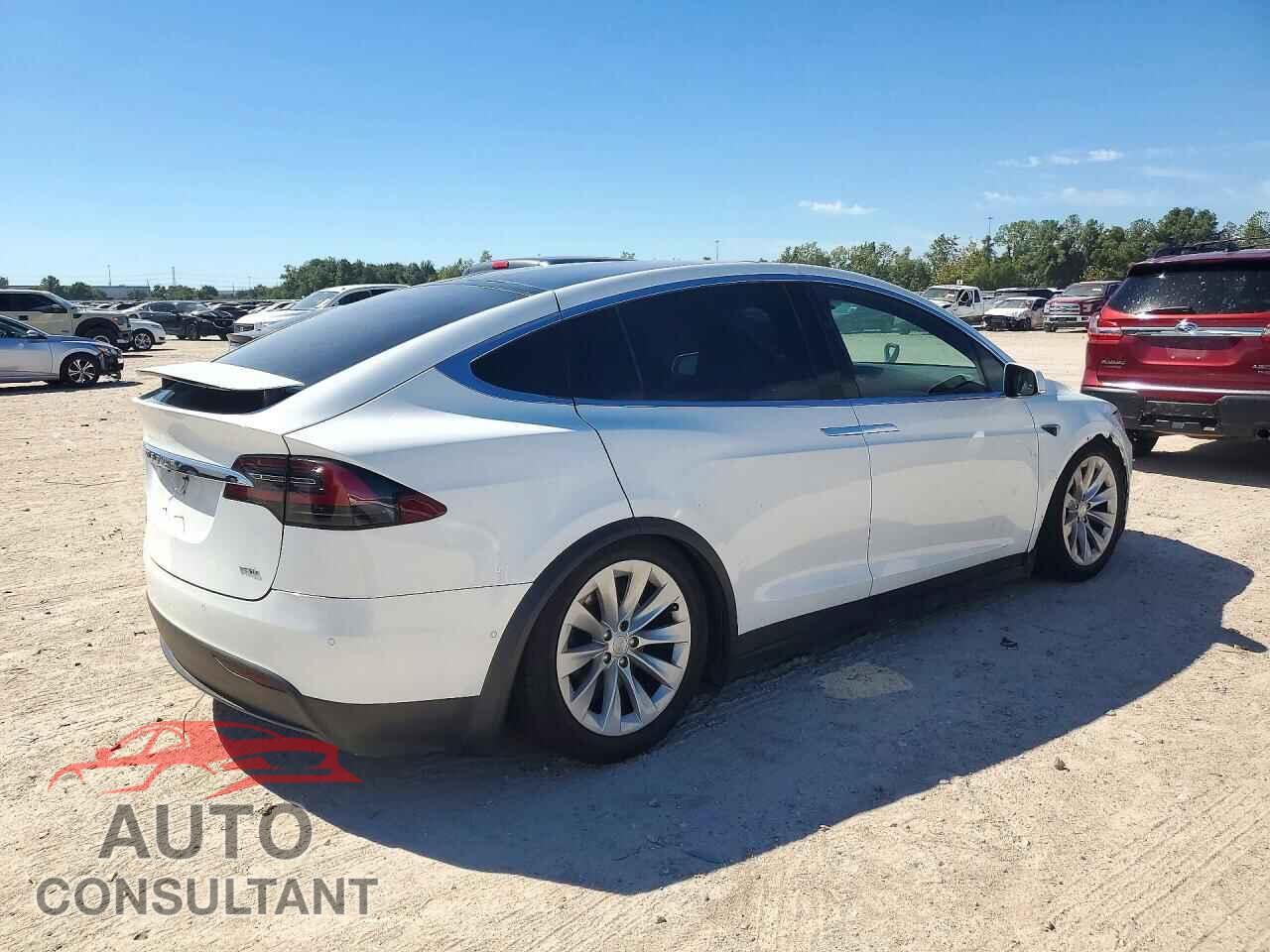 TESLA MODEL X 2017 - 5YJXCDE25HF028042
