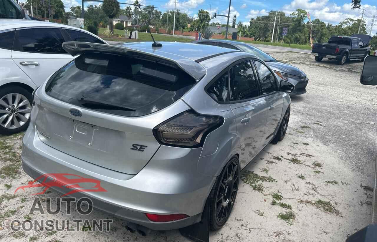 FORD FOCUS 2017 - 1FADP3K23HL282373