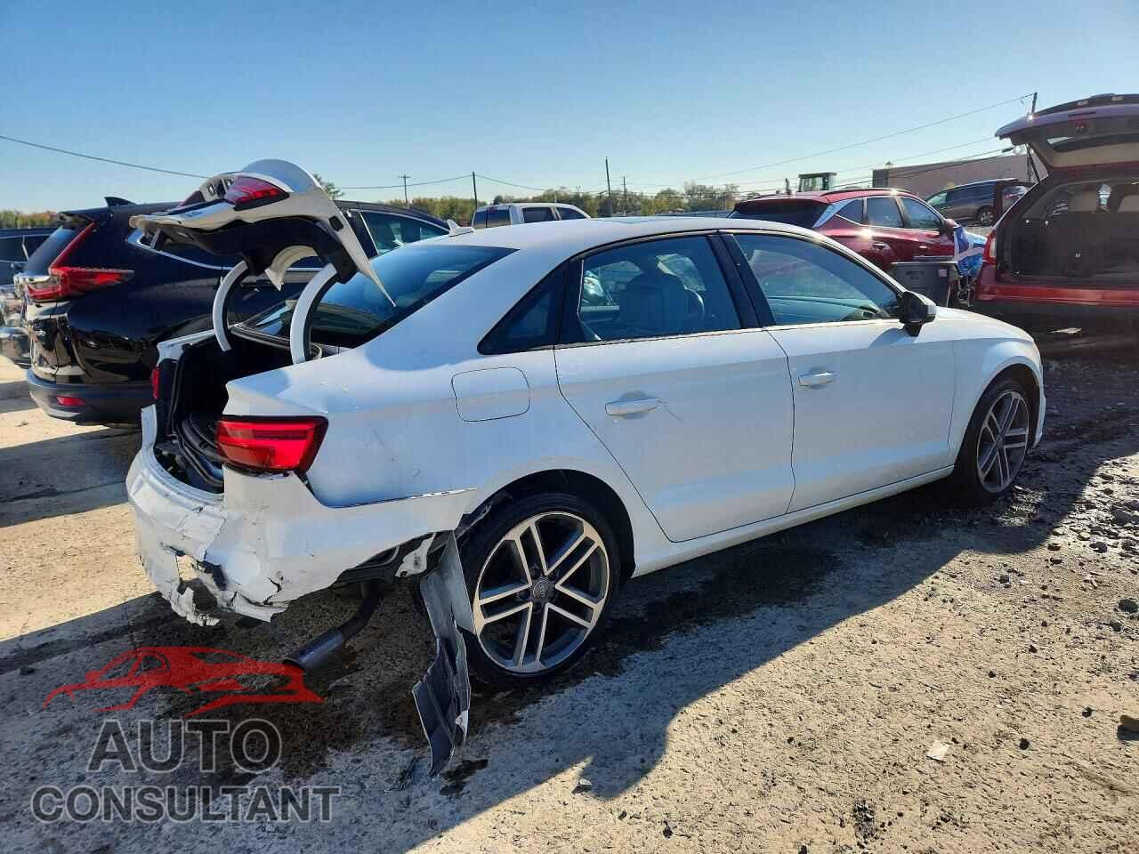 AUDI A3 2017 - WAUB8GFF5H1043404