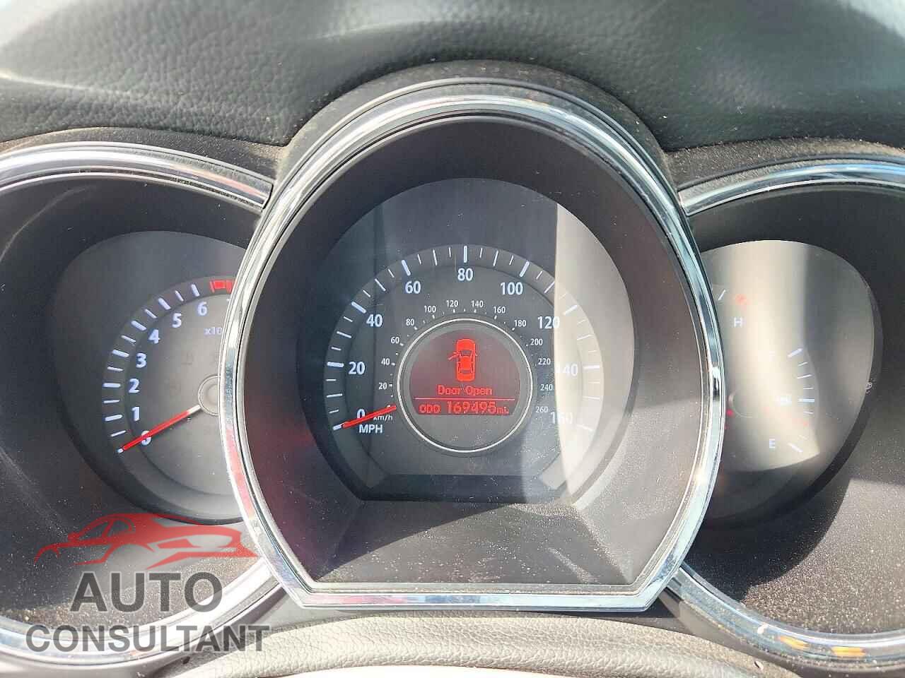 KIA OPTIMA 2011 - KNAGM4A72B5124666