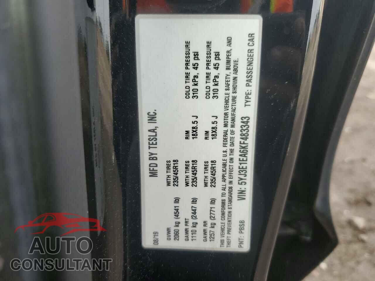 TESLA MODEL 3 2019 - 5YJ3E1EA6KF483343