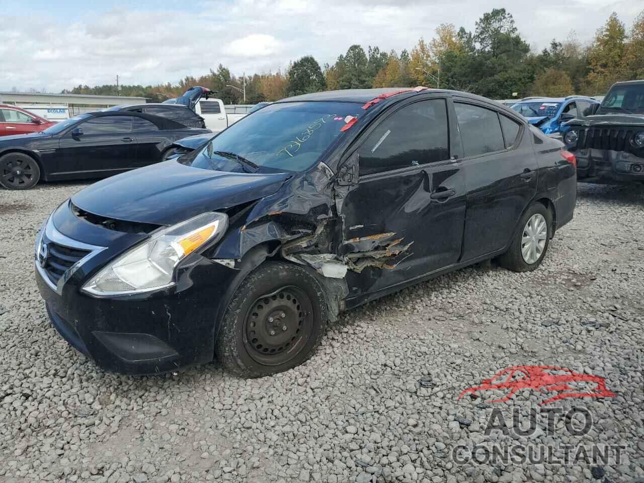 NISSAN VERSA 2018 - 3N1CN7AP5JL843427