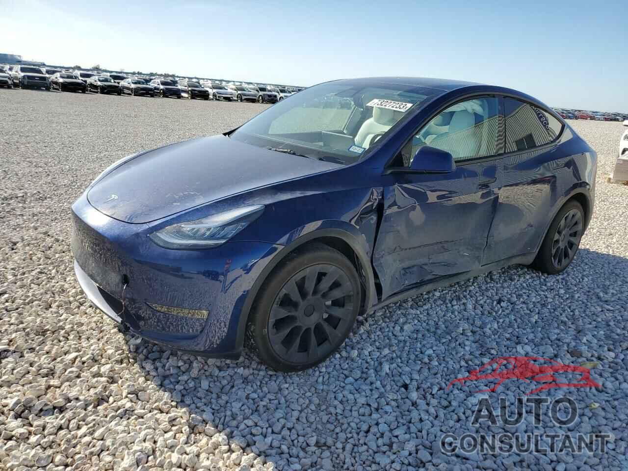 TESLA MODEL Y 2021 - 5YJYGAEE3MF294946