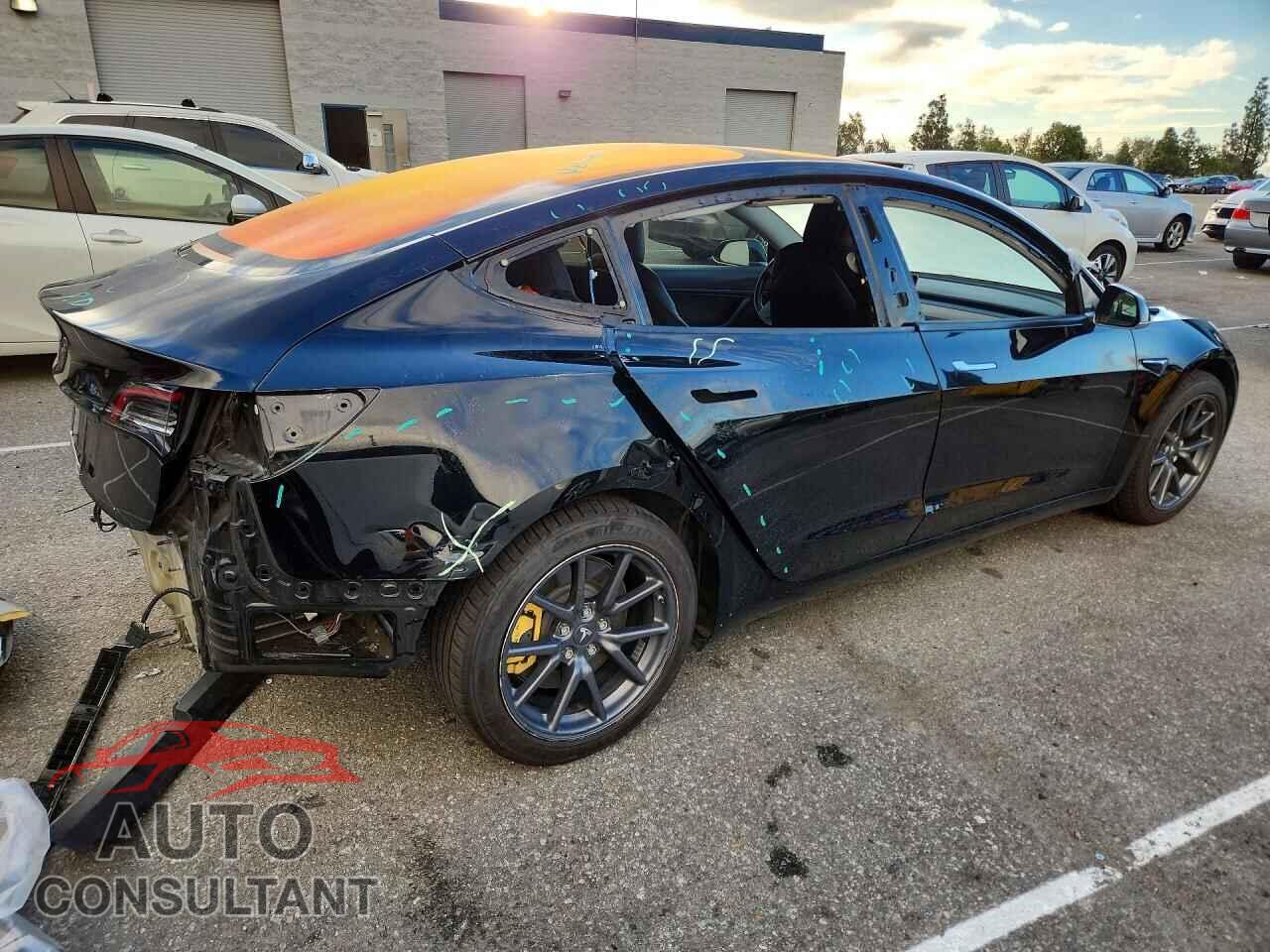 TESLA MODEL 3 2018 - 5YJ3E1EA3JF051999