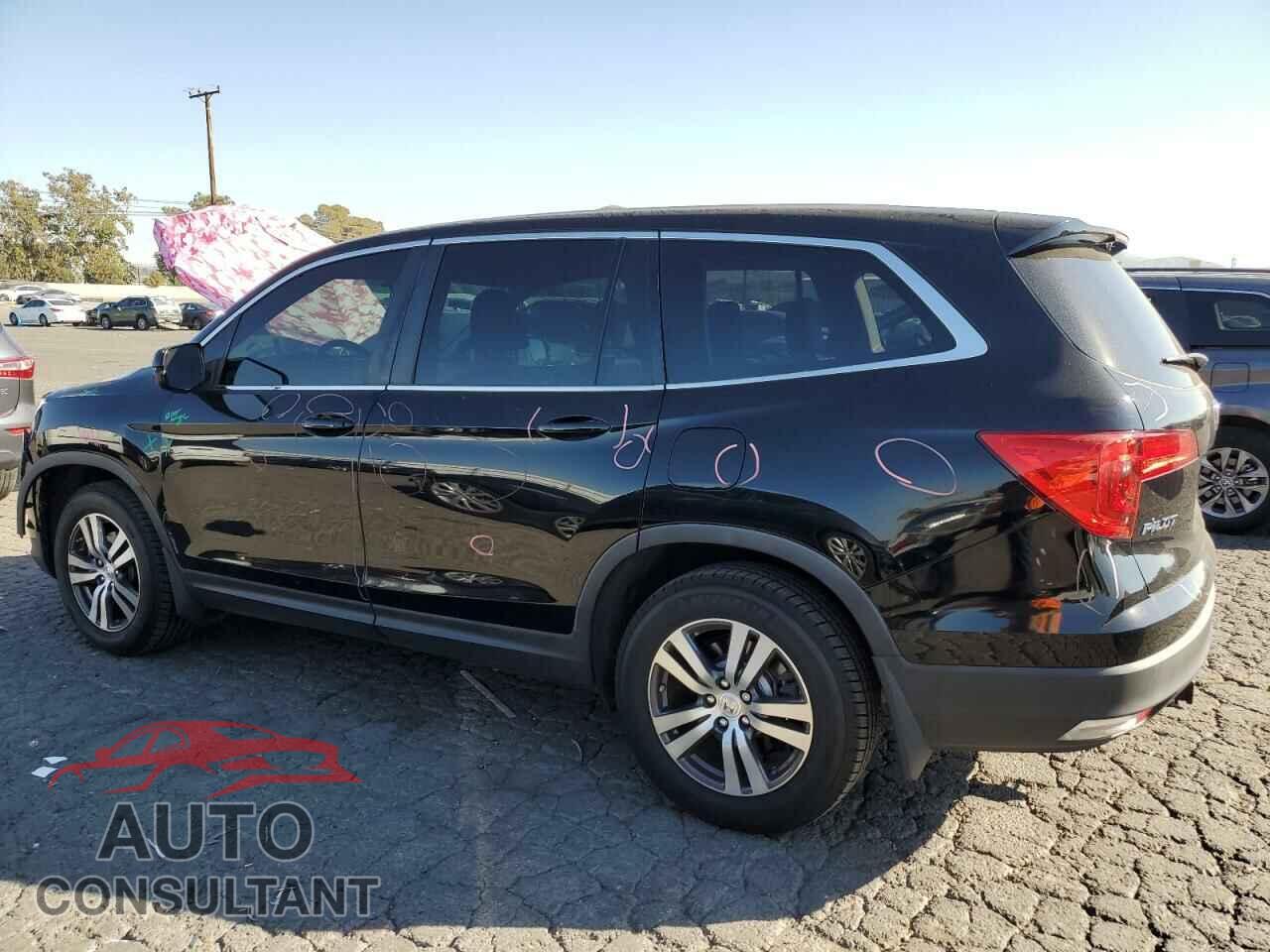 HONDA PILOT 2017 - 5FNYF5H57HB034917