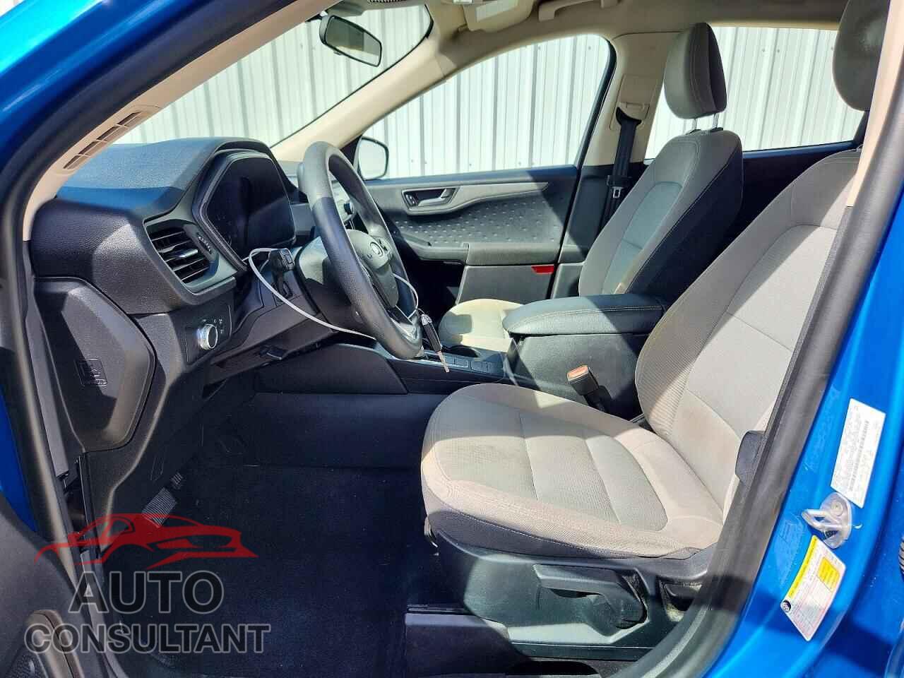 FORD ESCAPE 2020 - 1FMCU0F60LUA23882
