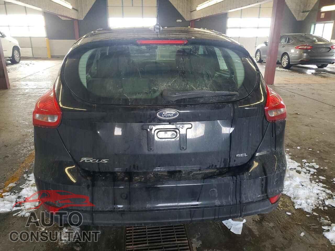 FORD FOCUS 2018 - 1FADP3M20JL309578