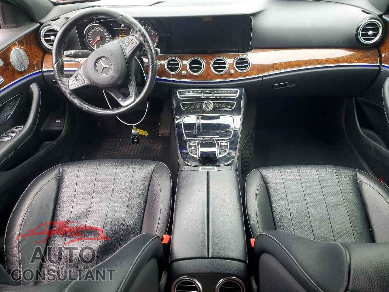 MERCEDES-BENZ E-CLASS 2017 - WDDZF4KB3HA063102