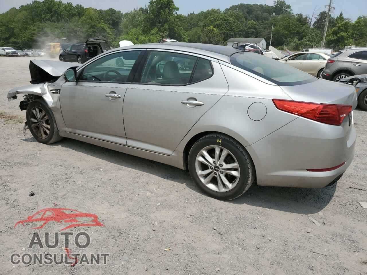 KIA OPTIMA 2011 - KNAGN4A70B5102128