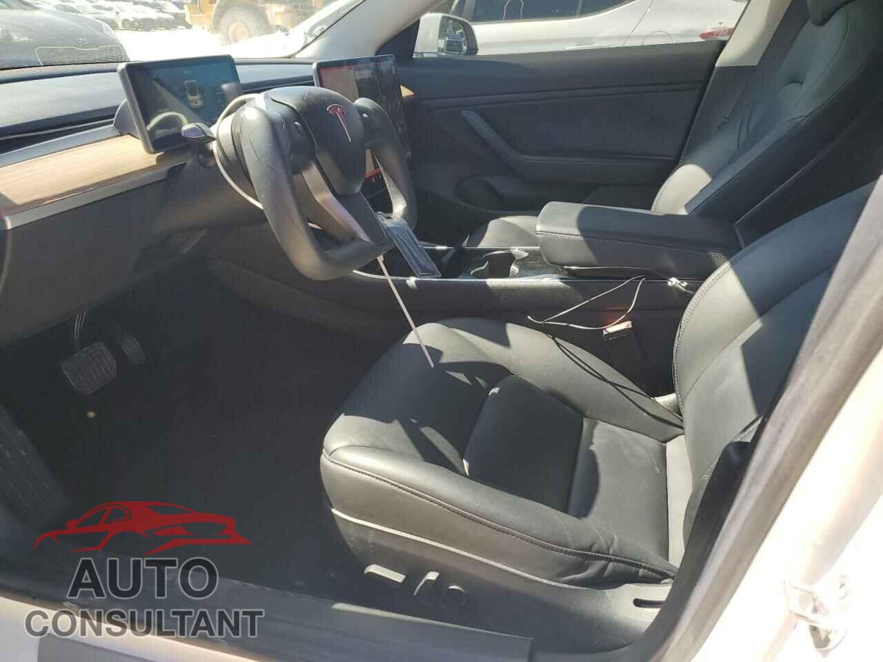 TESLA MODEL 3 2018 - 5YJ3E1EB6JF067526