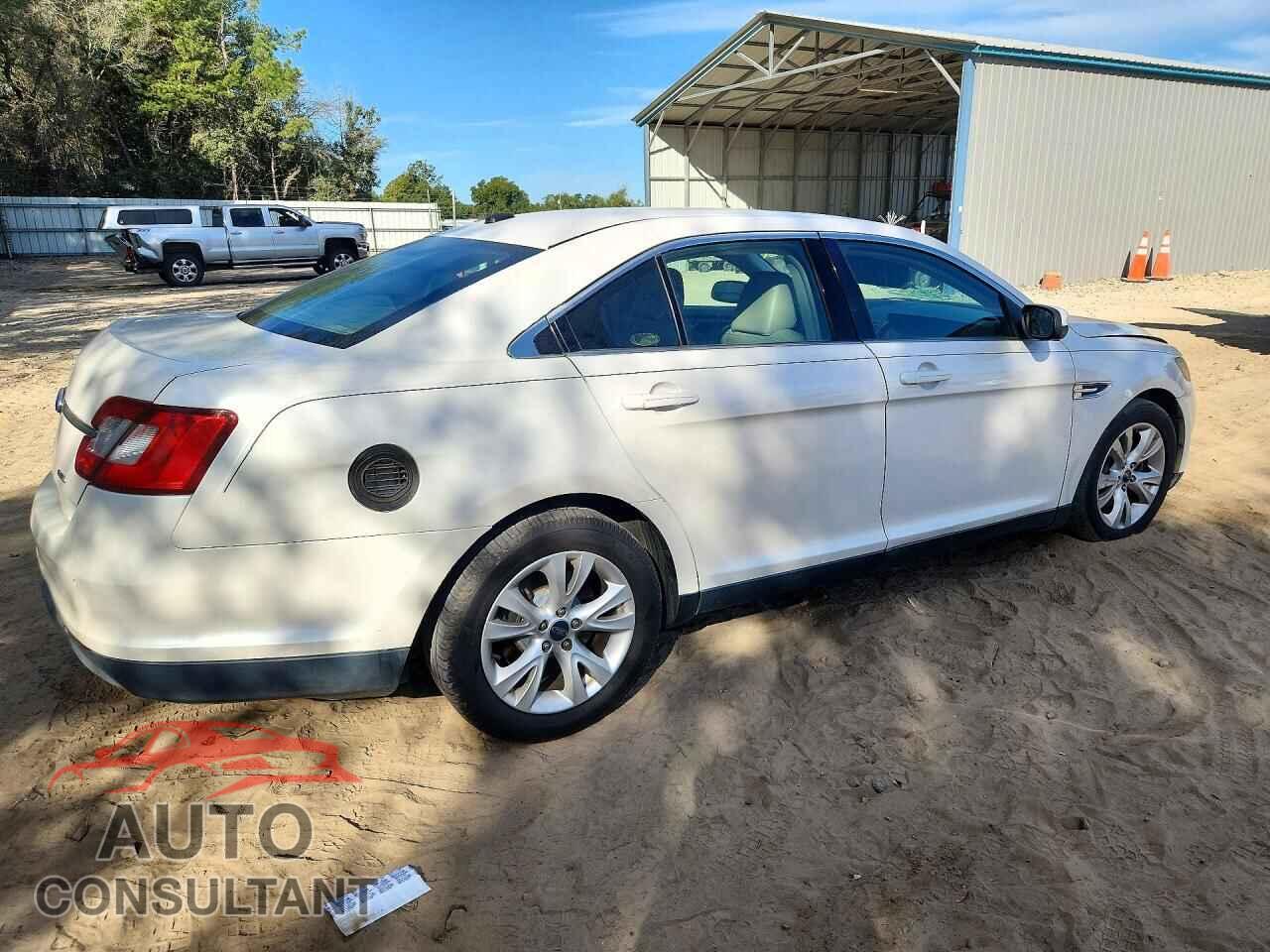FORD TAURUS 2011 - 1FAHP2EW2BG162932