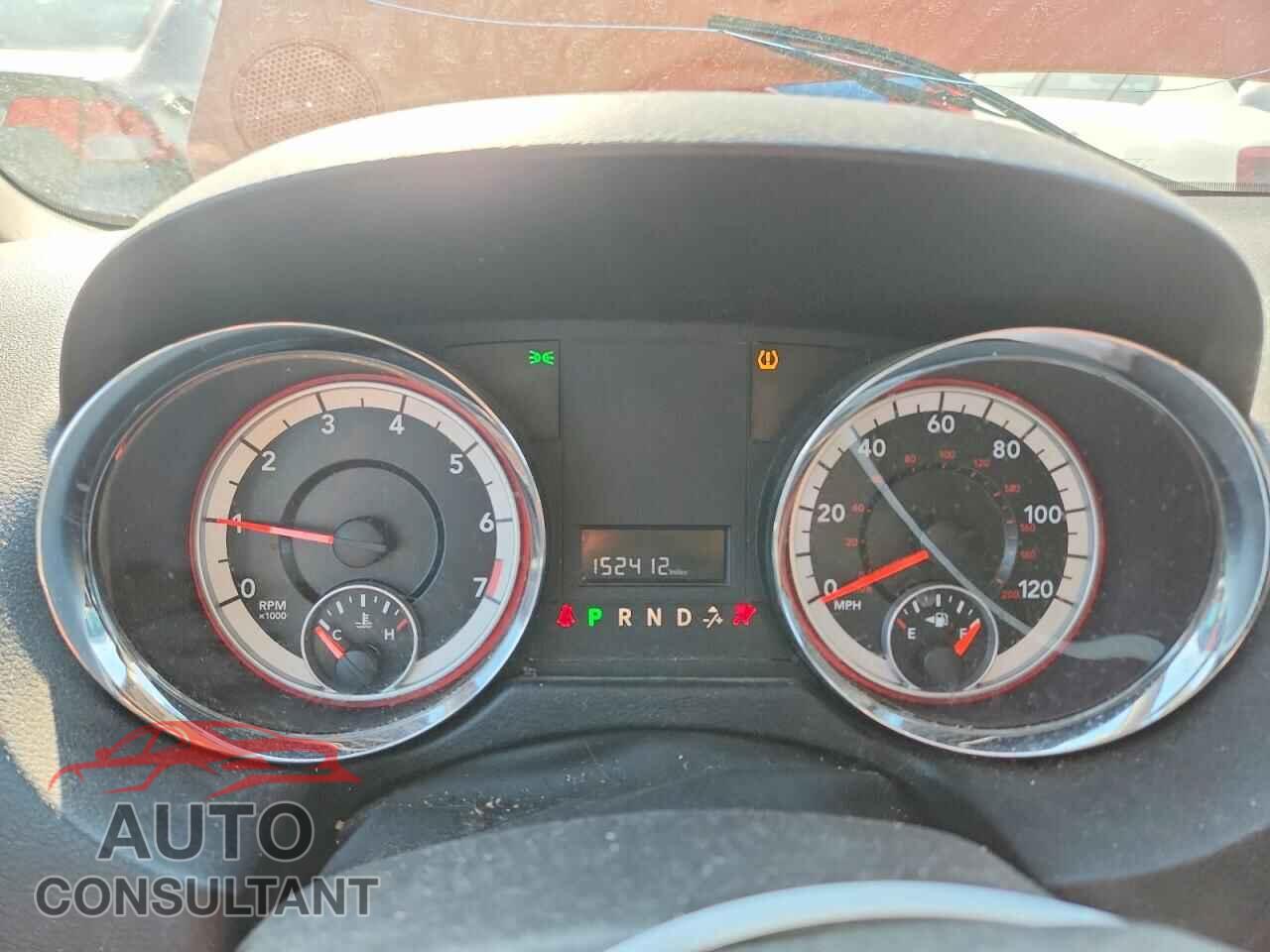 DODGE CARAVAN 2011 - 2D4RN3DG0BR738510
