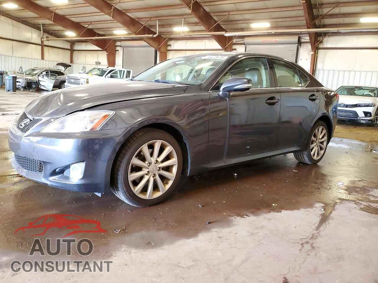 LEXUS IS 2009 - JTHCK262095029055