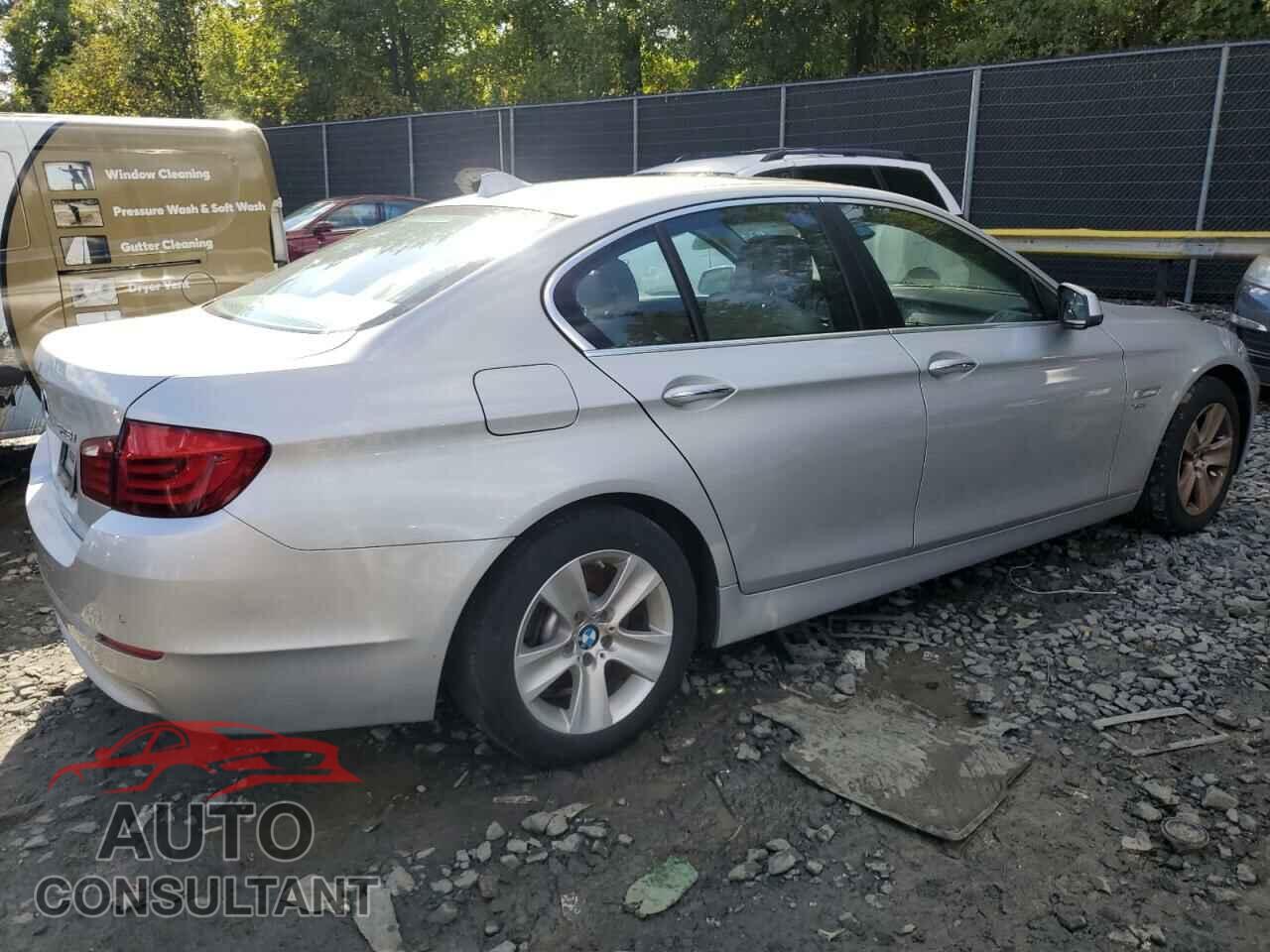 BMW 5 SERIES 2012 - WBAXH5C59CDW02305