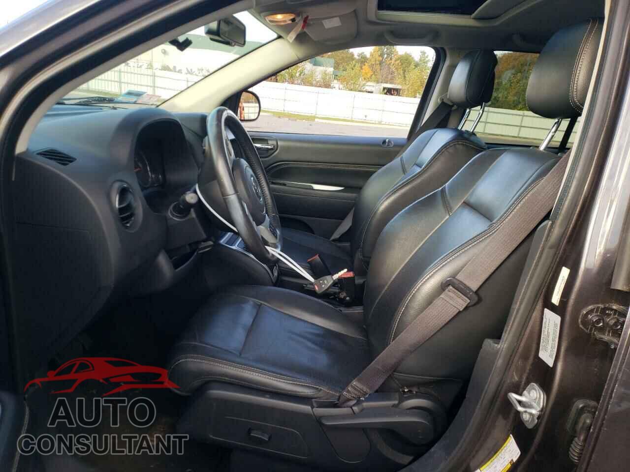 JEEP COMPASS 2017 - 1C4NJDEBXHD128836
