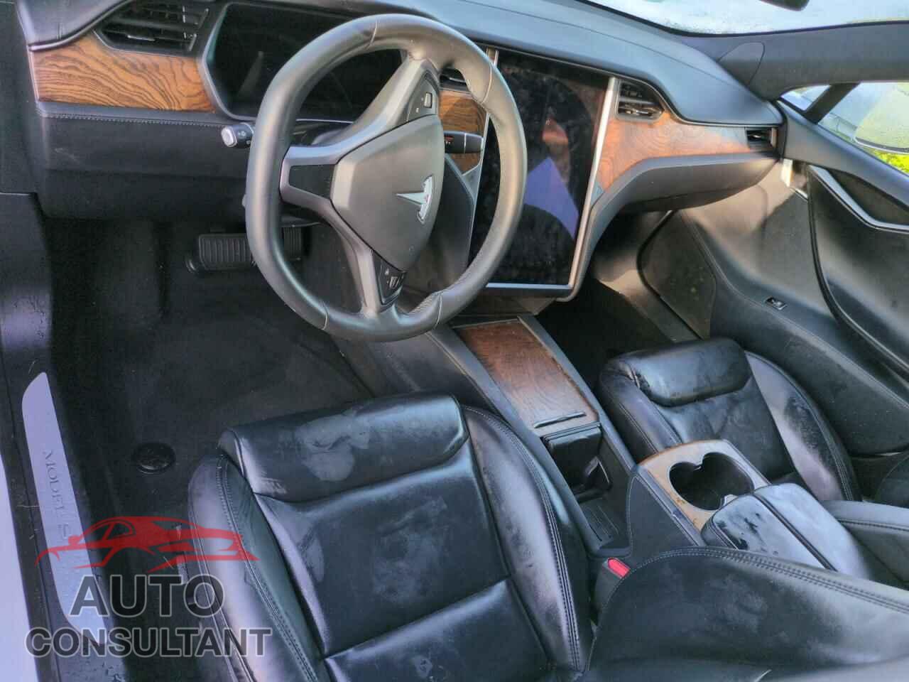 TESLA MODEL S 2020 - 5YJSA1E24LF370718