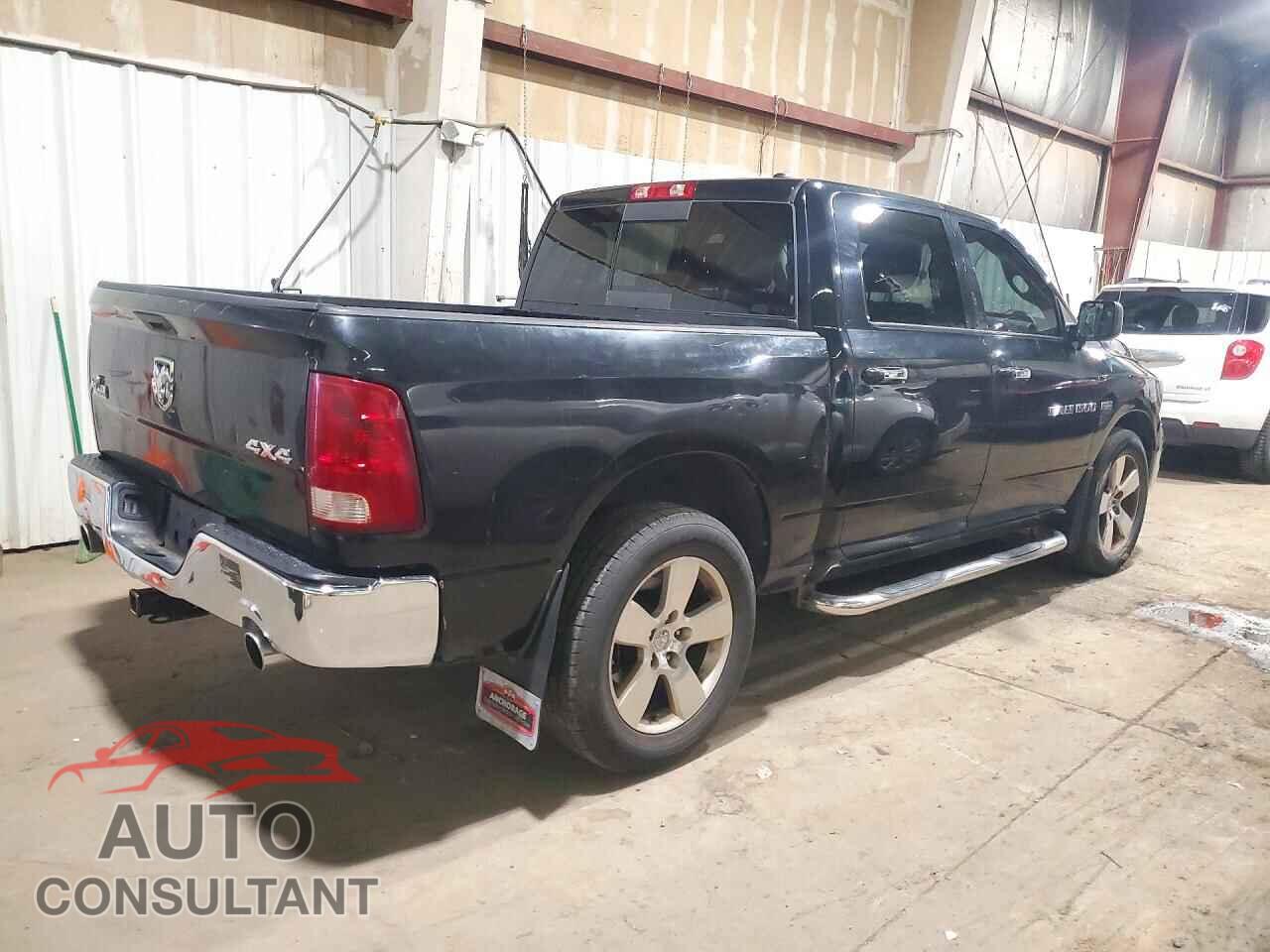 DODGE RAM 1500 2012 - 1C6RD7LT1CS179921