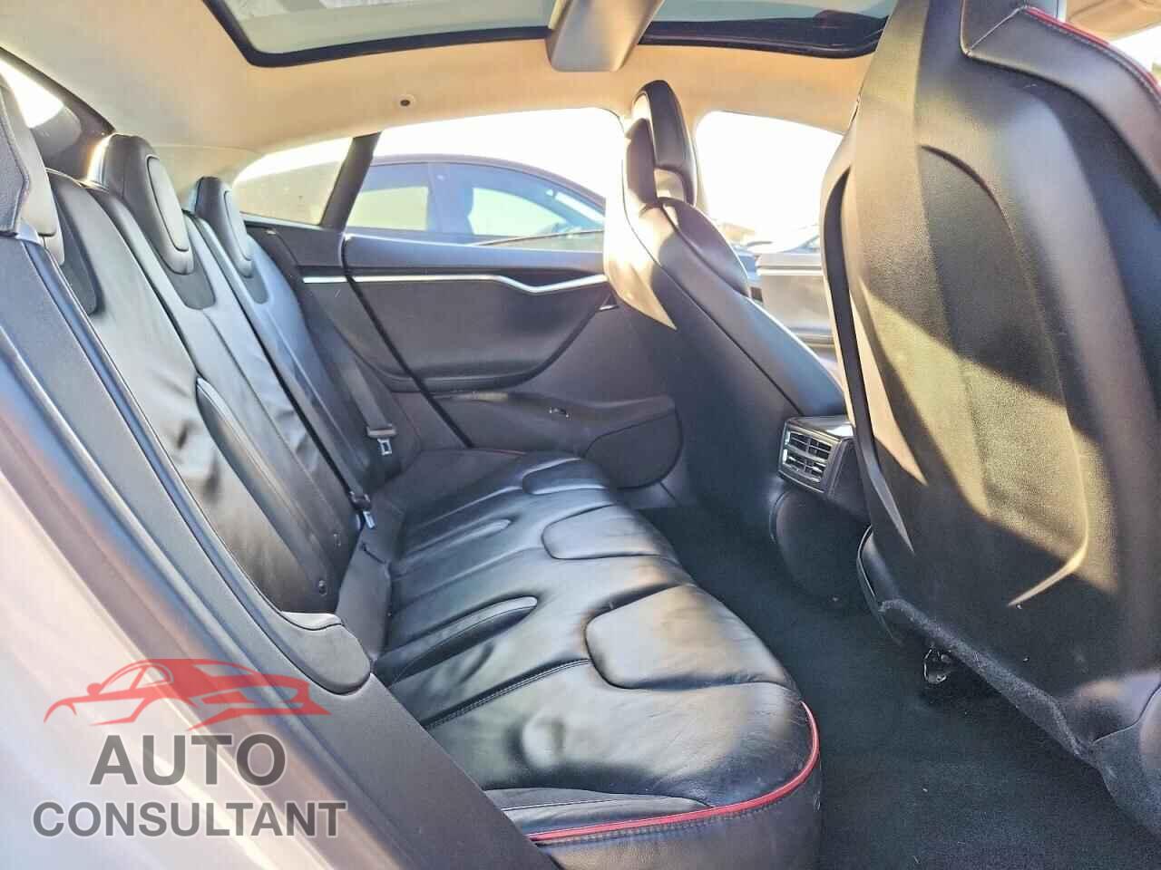TESLA MODEL S 2013 - 5YJSA1DP6DFP05346
