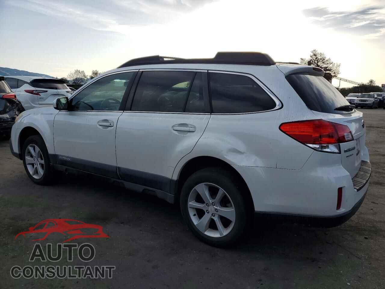 SUBARU OUTBACK 2013 - 4S4BRBCC8D3280752