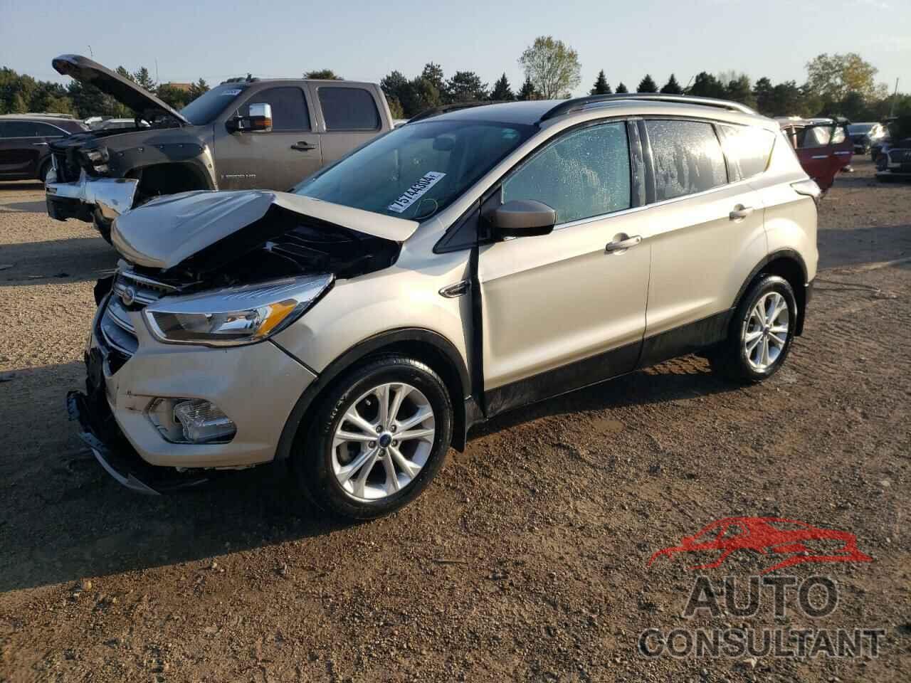 FORD ESCAPE 2018 - 1FMCU0GD5JUD15795