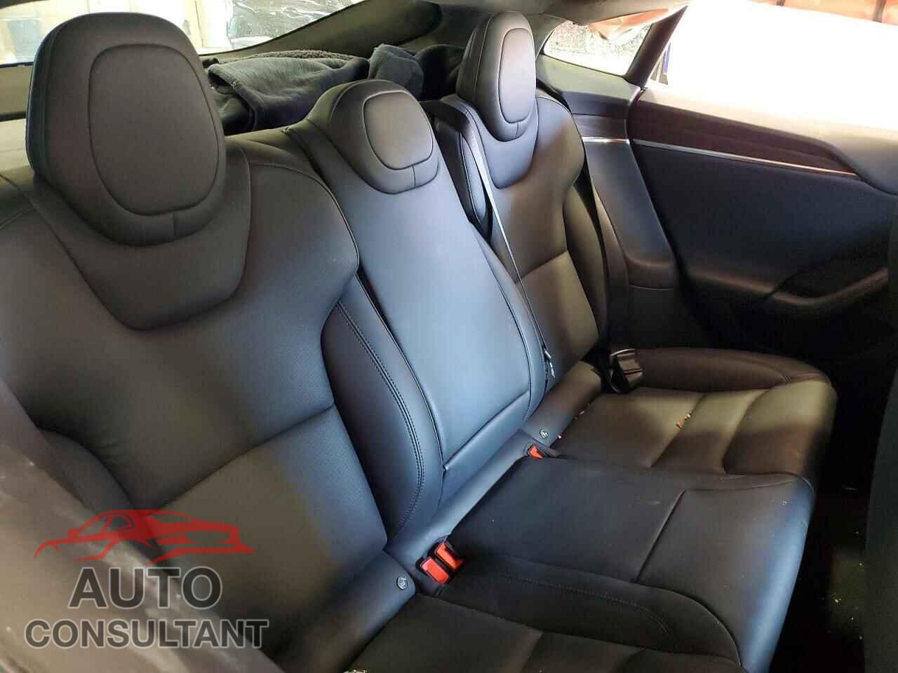 TESLA MODEL S 2022 - 5YJSA1E52NF476436
