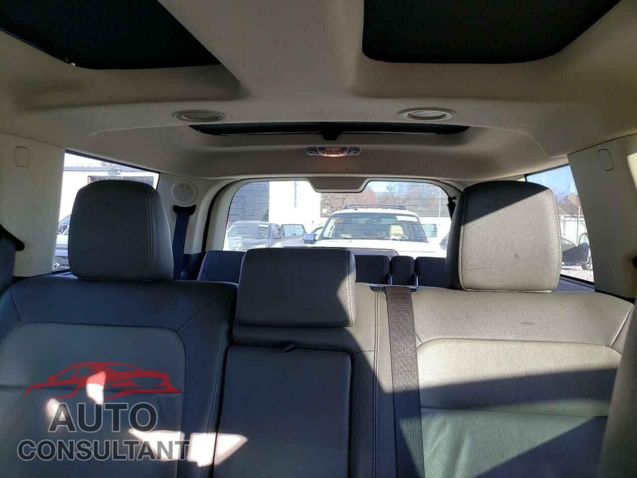 FORD FLEX 2017 - 2FMHK6D80HBA06760